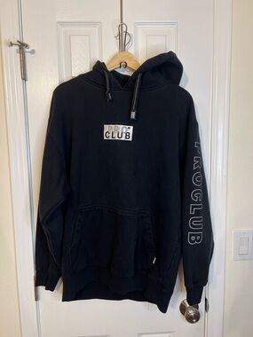 Pro Club Men's Black Heavyweight Logo Hoodie